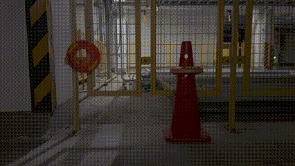 Traffic cone lamps placed on road cones, a steel barrier, and a service vehicle showing flexible warning light placement