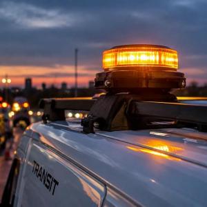 How to Choose LED Warning Lights for Fleet Vehicles